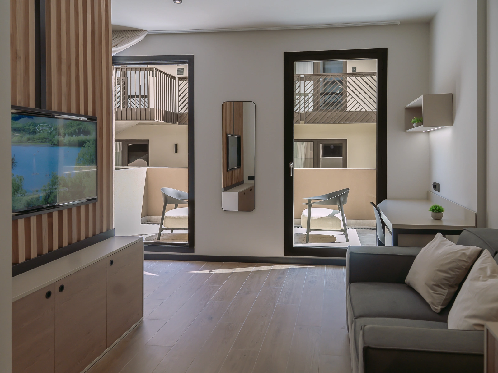 LOFT WITH TERRACE (4x3)-5