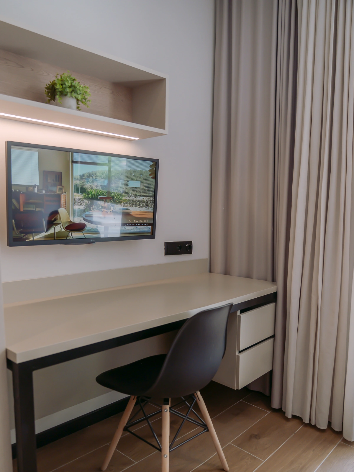SINGLE ROOM IN 2BR (4x3)-3