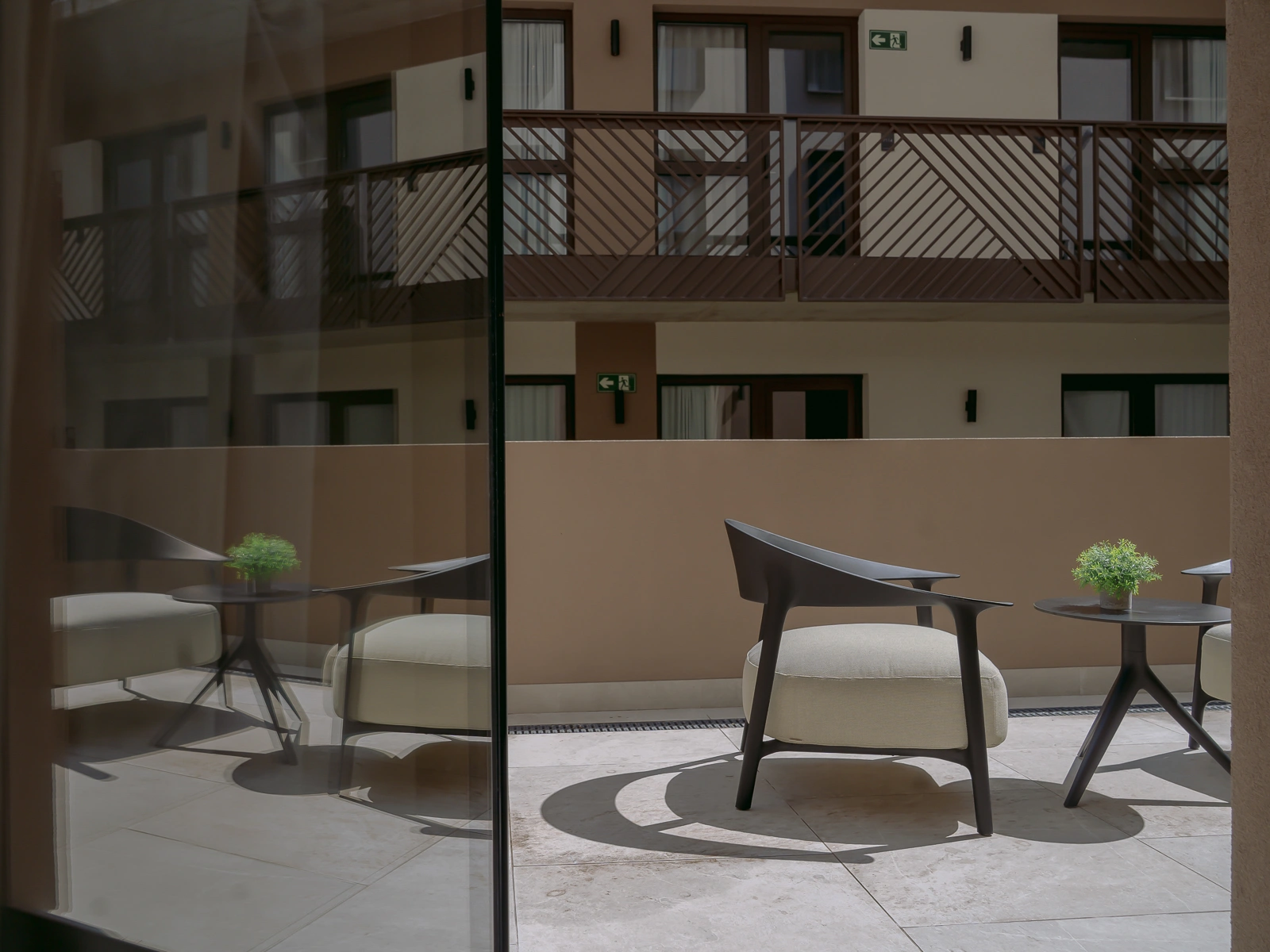 SINGLE ROOM WITH TERRACE (4x3)-2