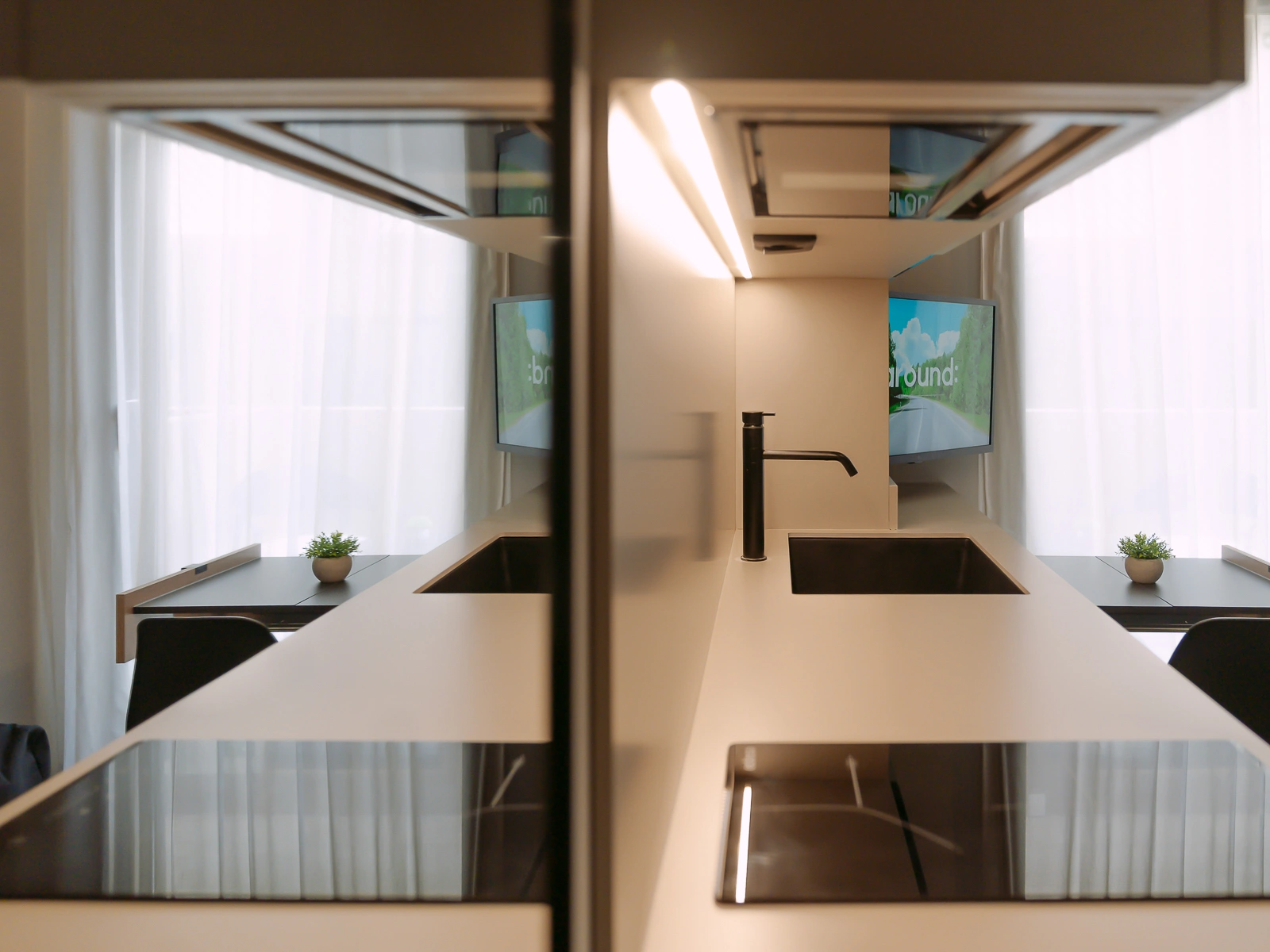 SINGLE ROOM WITH TERRACE (4x3)-3