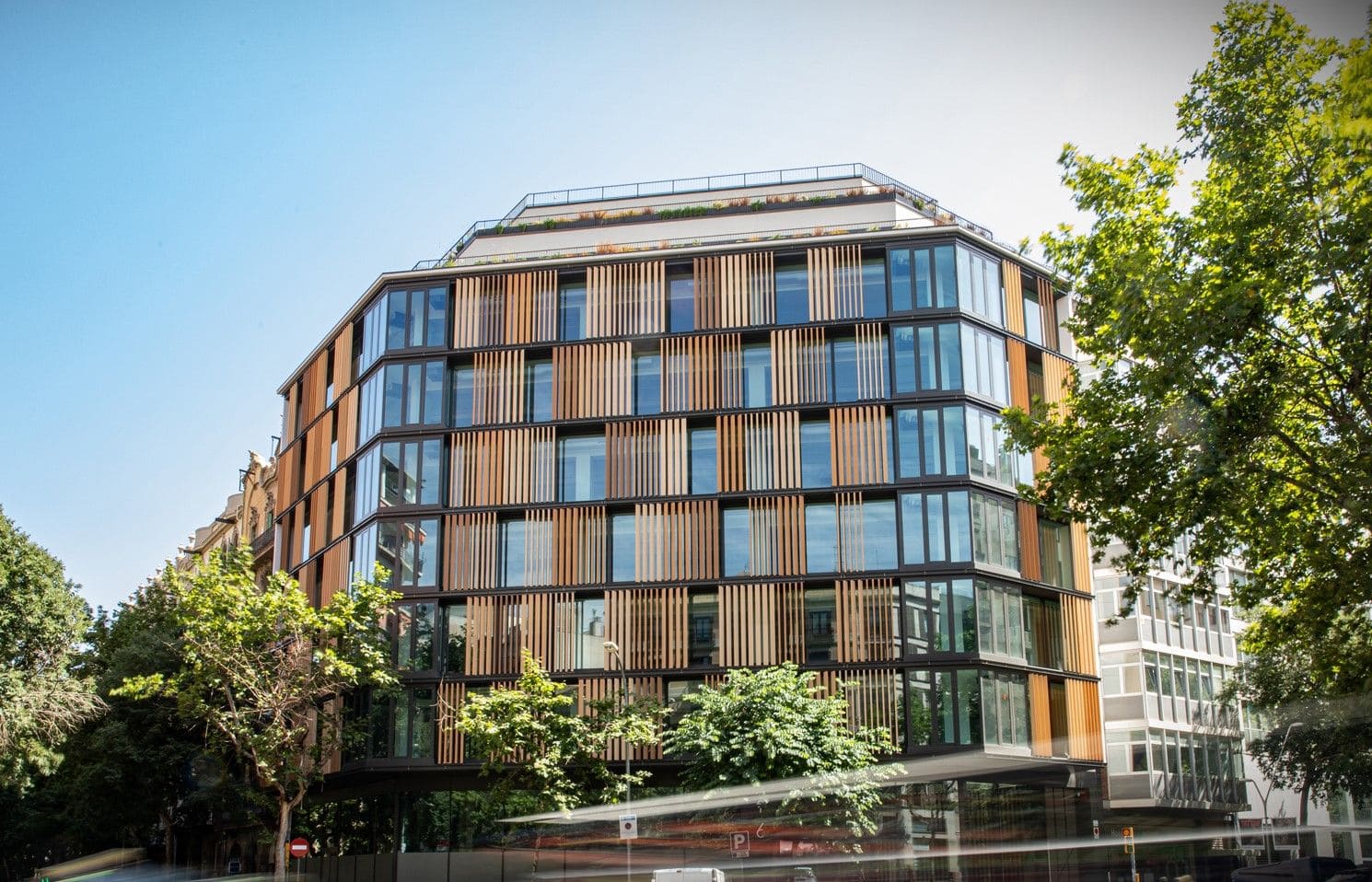EADA Business School